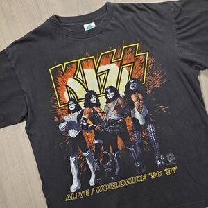 Champ Men's Vintage Kiss Concert T-shirt, 100% Cotton, Size XL